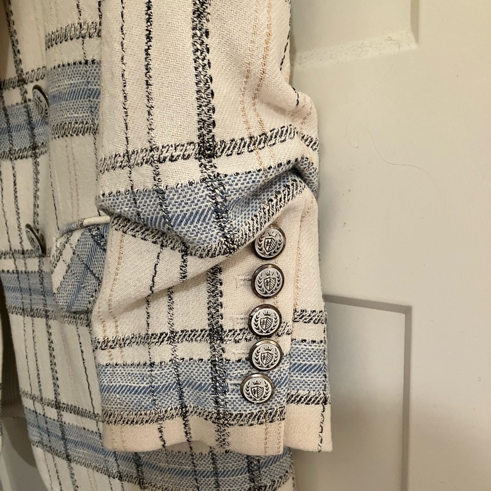 Veronica Beard Cream and Light Blue Plaid Double-Breasted Blazer - Picture 4 of 7